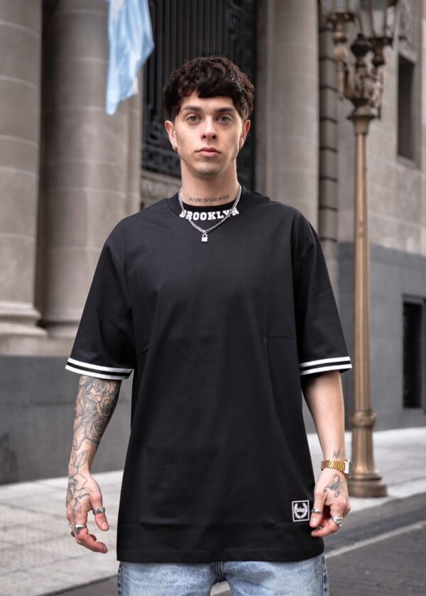 Remera “HUESO DE PERRO”