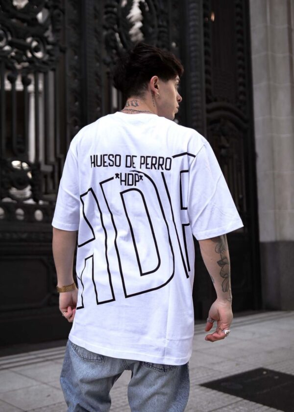 Remera “HUESO DE PERRO” - Imagen 2