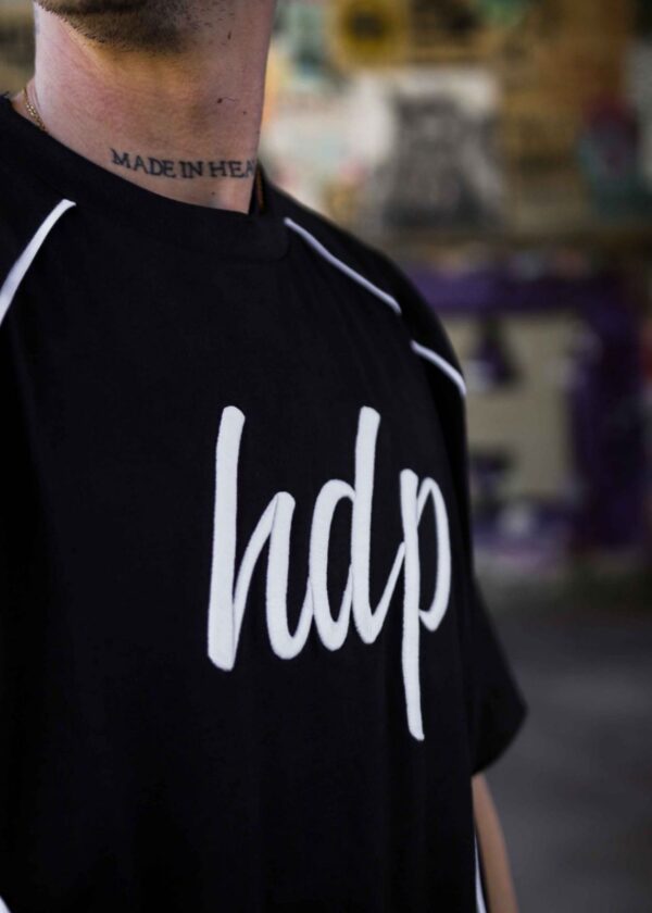Remera “HUESO DE PERRO” - Imagen 2